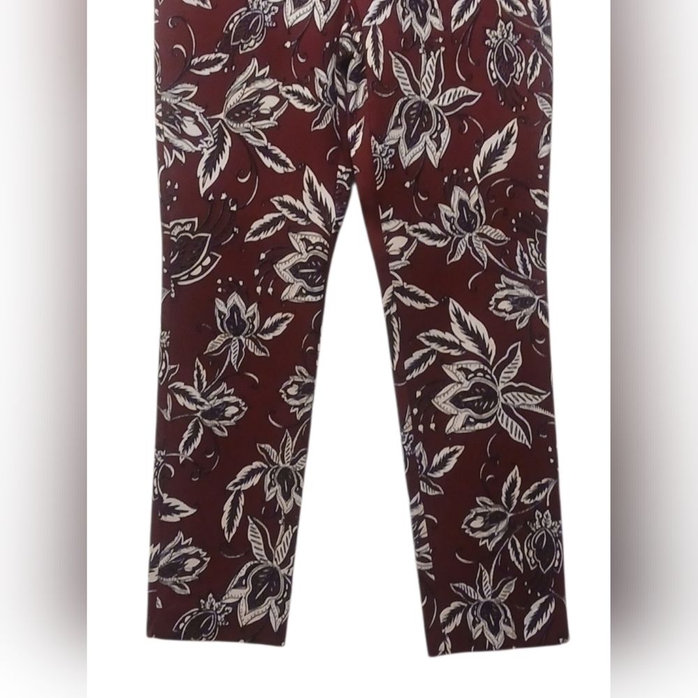 Chico's - NWOT,Maroon Floral Dress Pants W/Slimming Panel, Elastic Waist, Size 4 - Picture 5 of 8